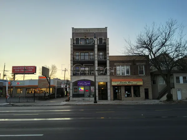 Massage Parlors Chicago, Illinois Linda Spa