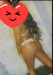 Escorts Cincinnati, Ohio sweet petite beautiful chocolate treat