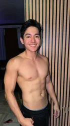 Escorts Manila, Philippines PrettyBoiSimon