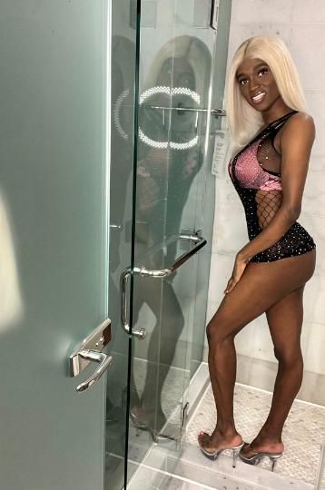 Escorts New Haven, Connecticut TS LOLA LUST HUNG AND HERE FOR A GOOD TIME NOT A LONG TIME..