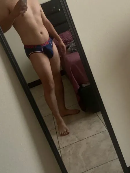 Escorts Carbondale, Illinois KindLatinBoy