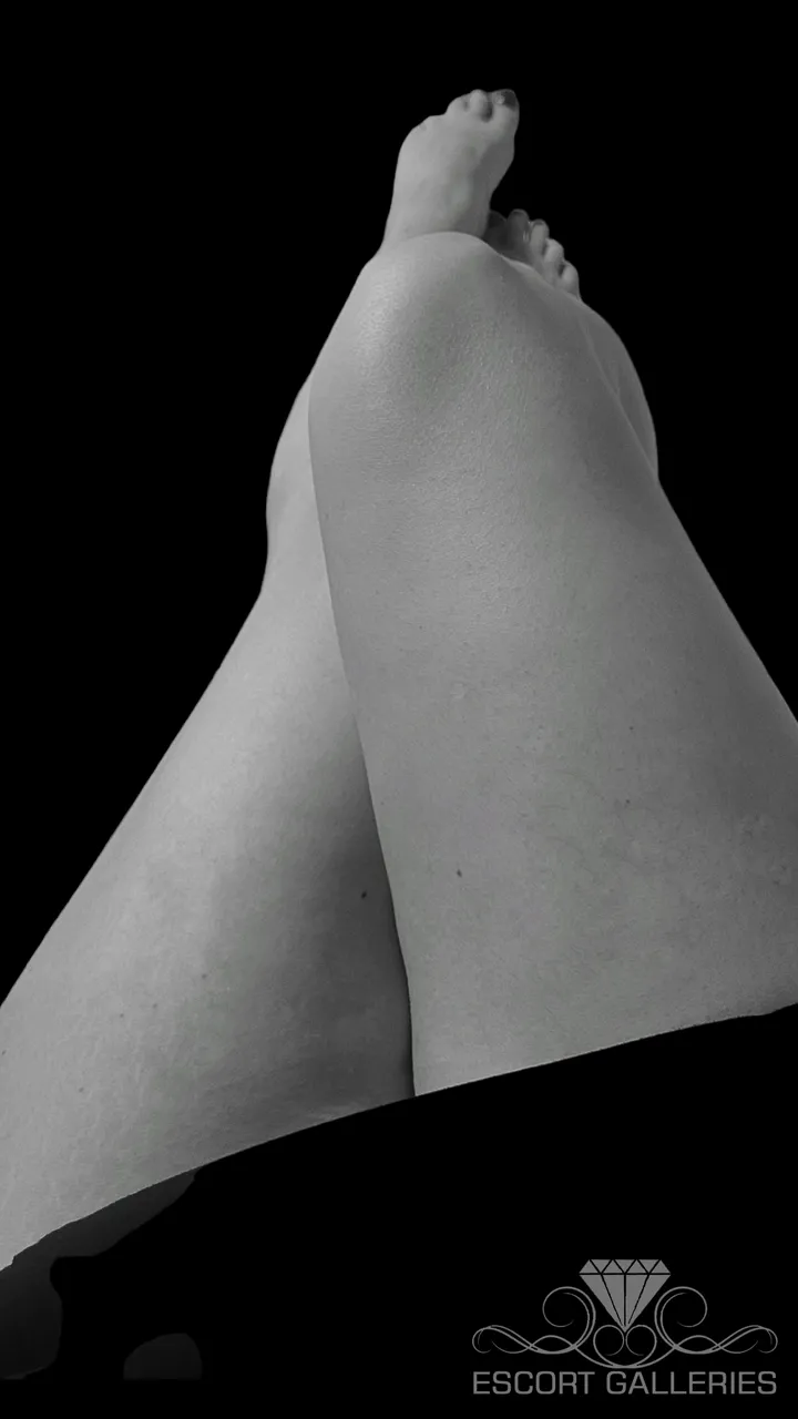 Escorts Ulm, Germany Naomi