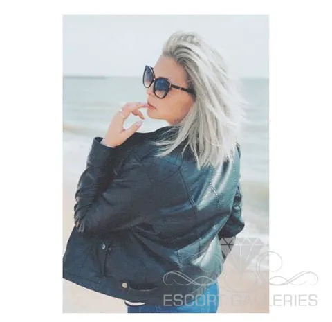 Escorts Koeln, Germany Lily