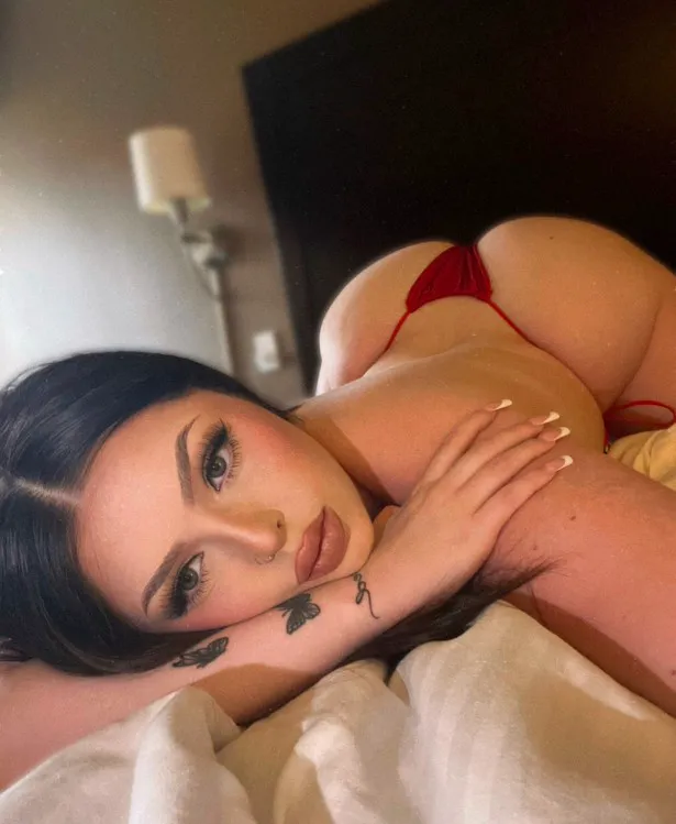 Escorts Milwaukee, Wisconsin OliviaRoseMuahxo