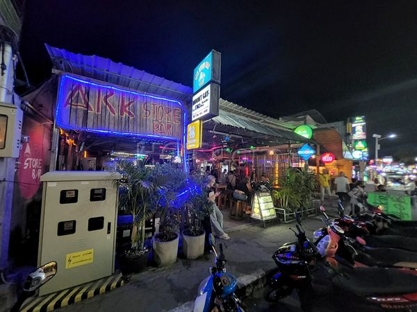 Freelance Bar Ko Samui, Thailand Ark Store Bar