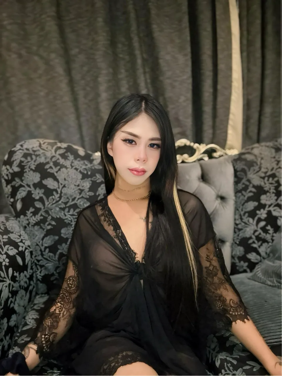 Escorts Doha, Qatar Money