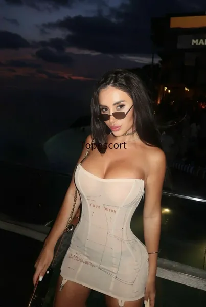 Escorts Phuket, Thailand Darina