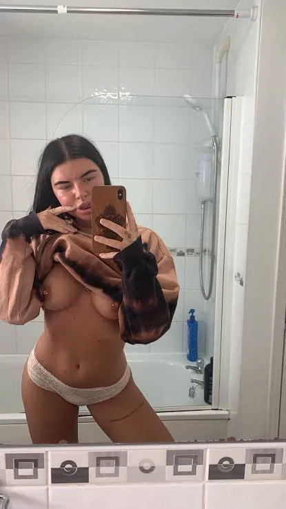 Escorts Fukuoka, Japan Anna