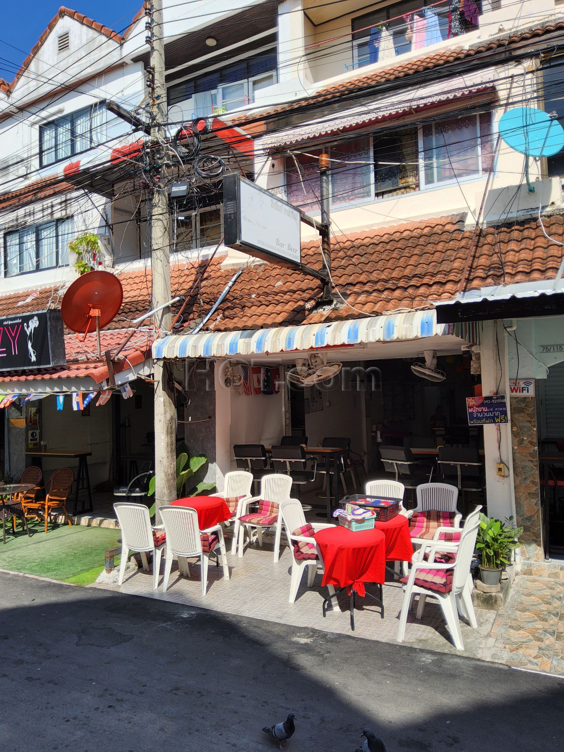 Pattaya, Thailand No Name Bar Beer