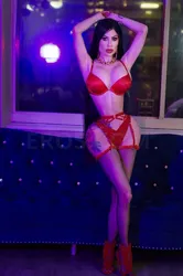Escorts New York City, New York Naomi