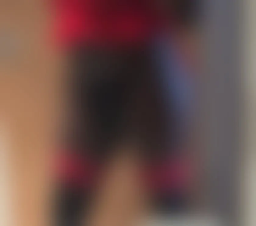 Escorts Leeds, England Black TS visiting Leeds with 8 inches