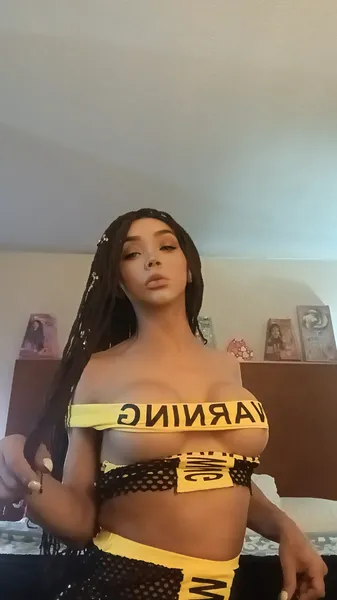 Escorts Long Beach, California Signal hill