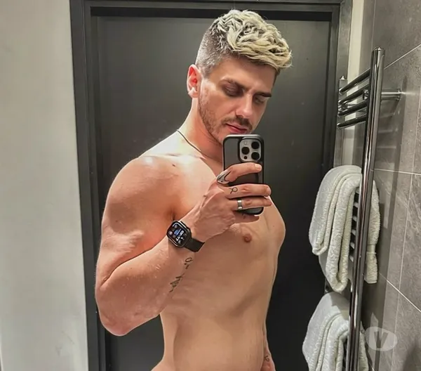 Escorts Glasgow, Scotland VISIT TUES11 - FRI14 AUG 6ft, 8.x5:5, v chilled British lad.