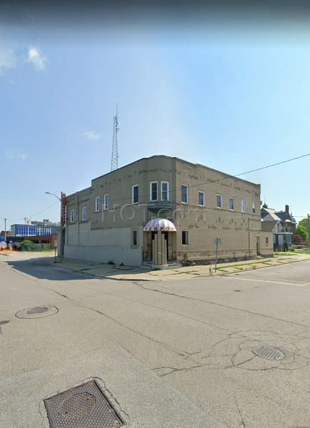 Strip Clubs Sarnia, Ontario Riverport Tavern
