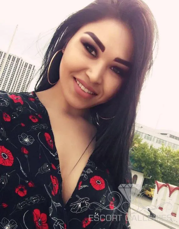 Escorts Saint Petersburg, Russia null