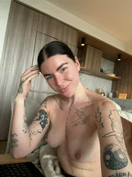 Escorts Winnipeg, Manitoba Beth