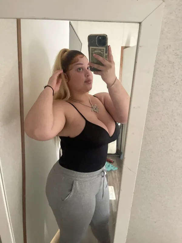 Escorts Philadelphia, Pennsylvania Im a female escort ready for quick hookup Snap: sexyshy6070