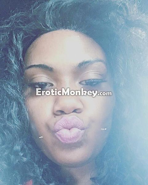 Escorts Cleveland, Ohio Mona