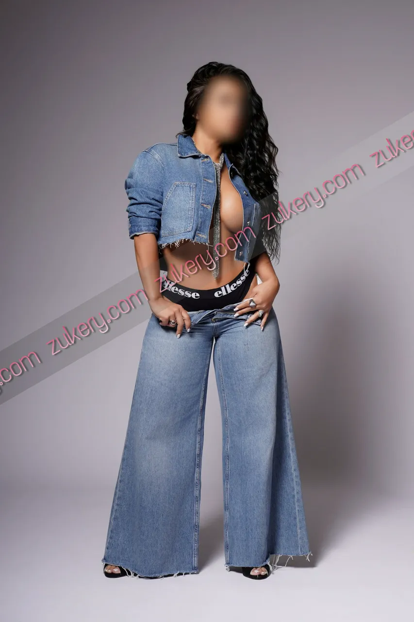 Escorts Madrid, Spain SAARA VERSARI