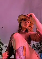 Escorts Niagara Falls, Ontario Daisy D Ray