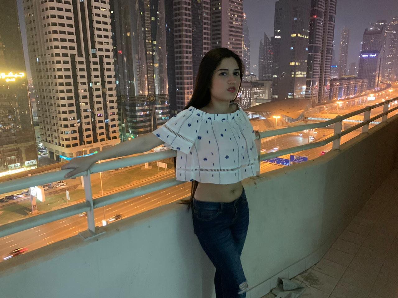 Escorts Dubai, United Arab Emirates Muskan Indian Girl
