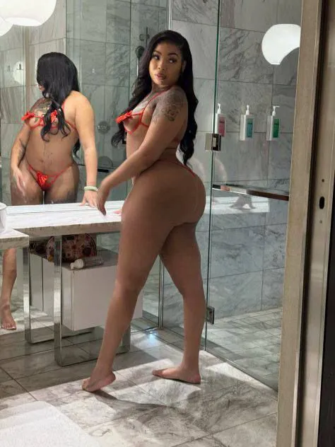 Escorts Washington, District of Columbia 🟡💝💖🟢Hi, I’m Reyna I’m new to the area. 100% Latin, available