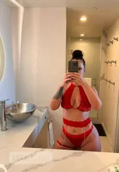 Escorts Fredericton, New Brunswick Sweet in the Middle