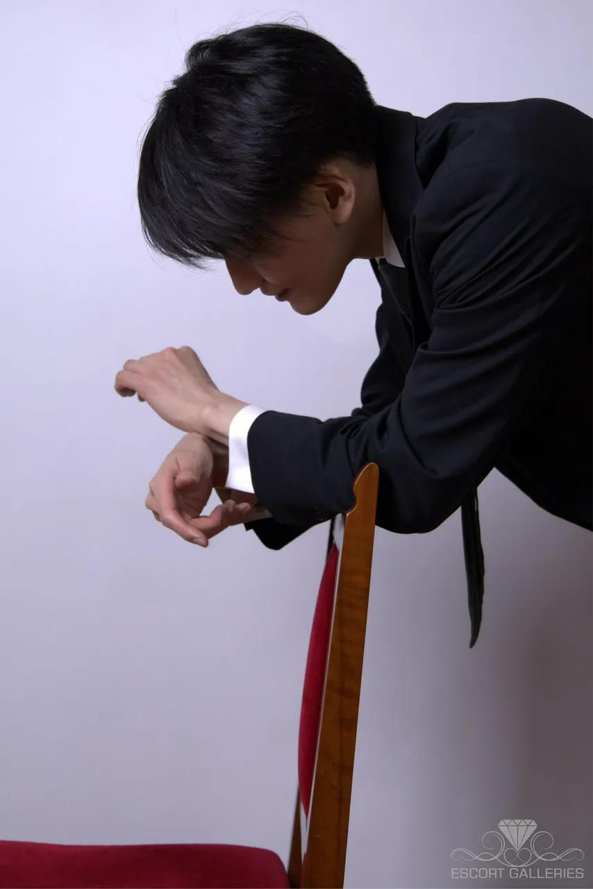 Escorts Japan Hideki