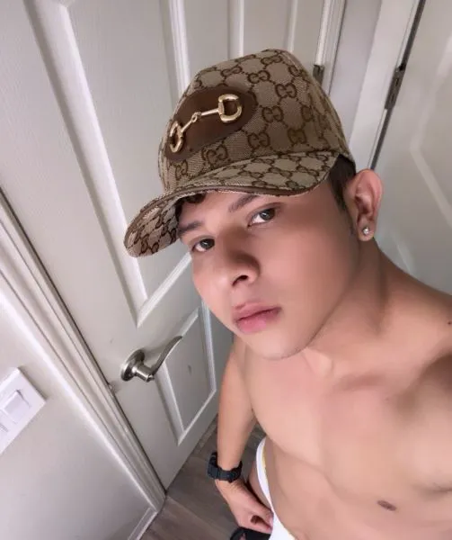 Escorts Chicago, Illinois FranchescoFerrer