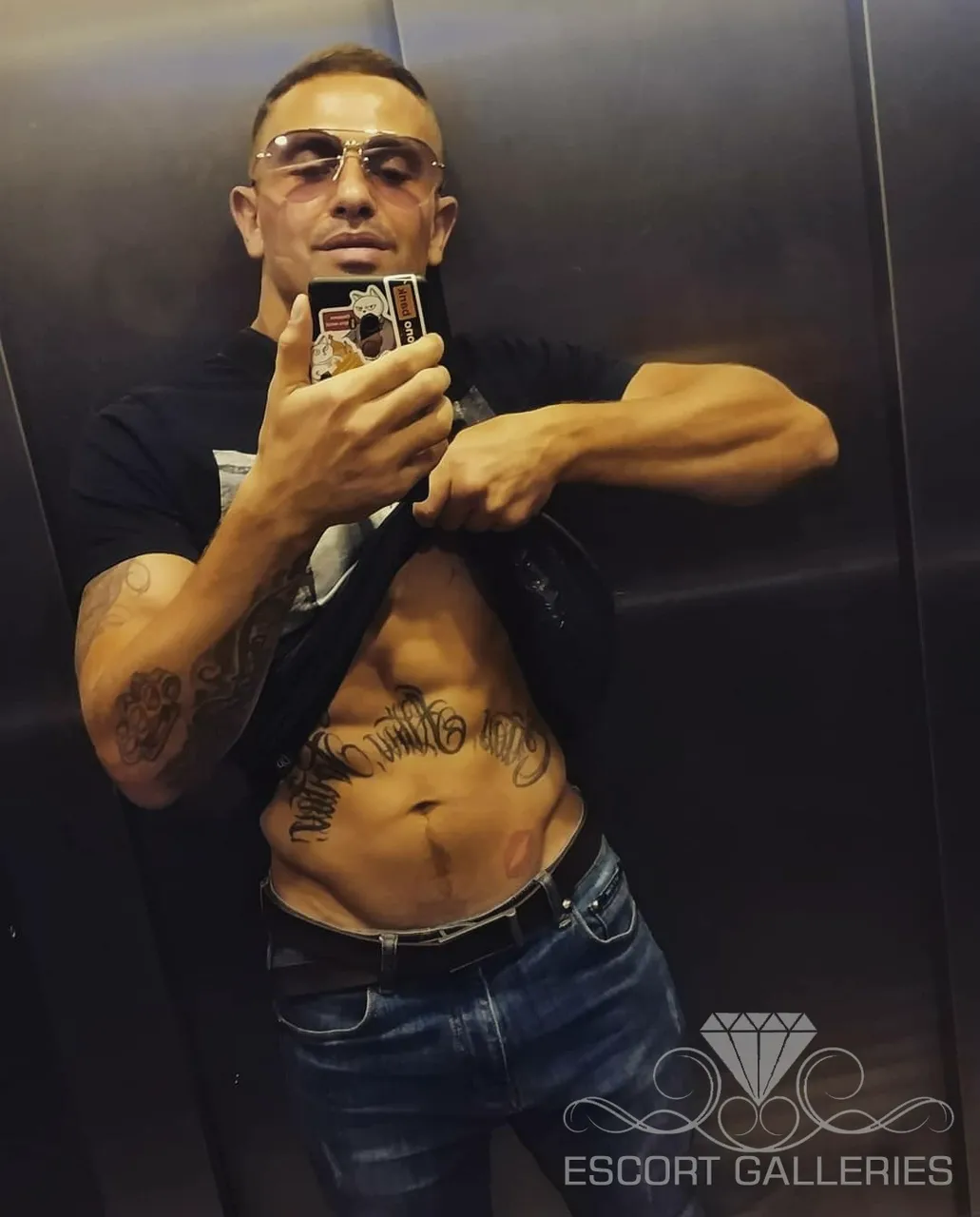 Escorts Amsterdam, Netherlands null