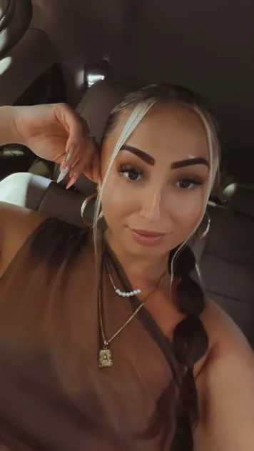 Escorts Seattle, Washington Elena Mae