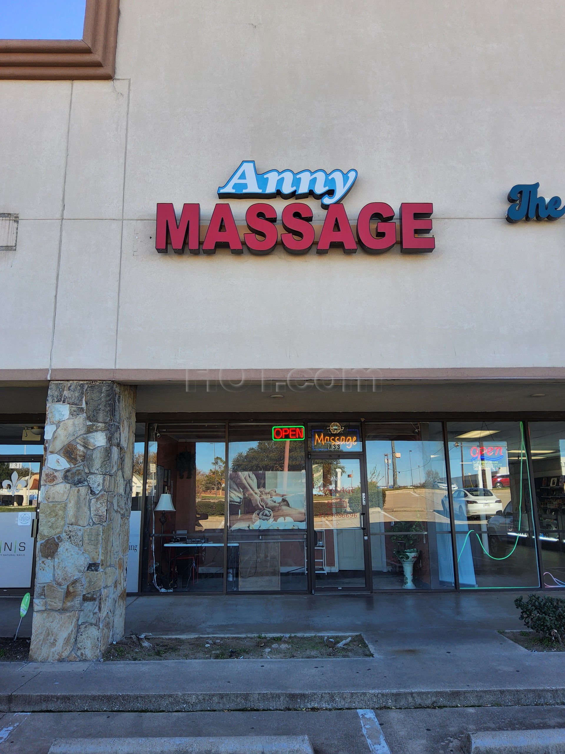 Hurst, Texas Anny Massage