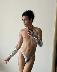 Escorts Berlin, Germany Islandertwink