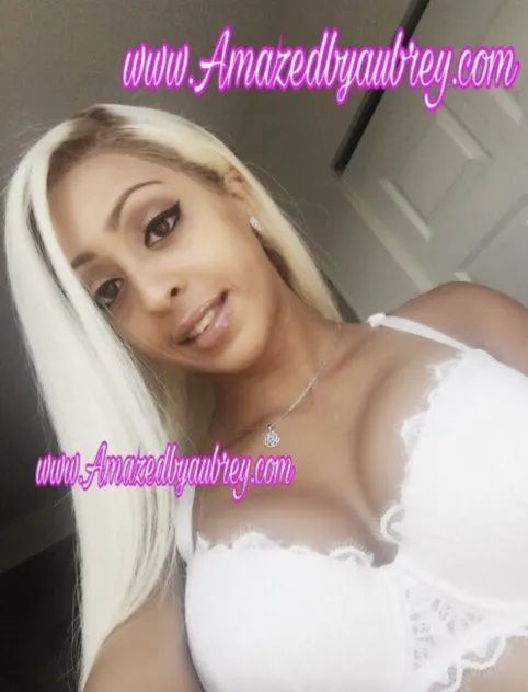 Escorts Kansas City, Missouri AmazedByAubrey