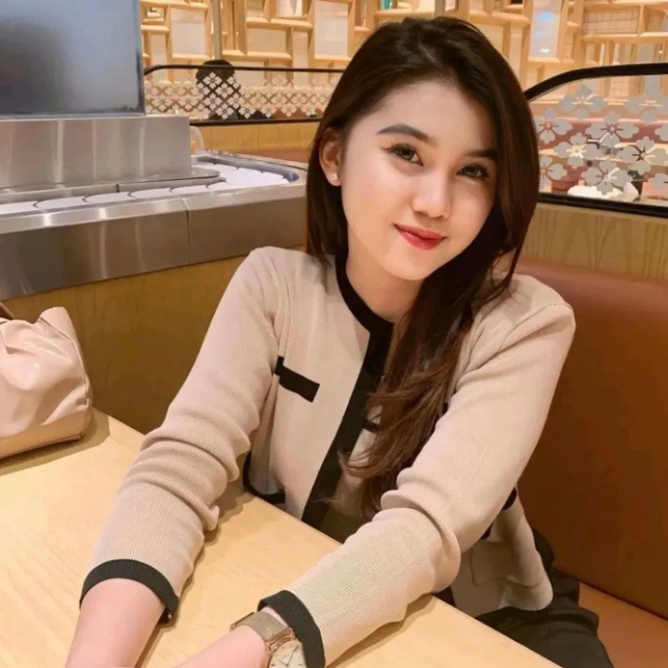 Escorts Jakarta, Indonesia Maya