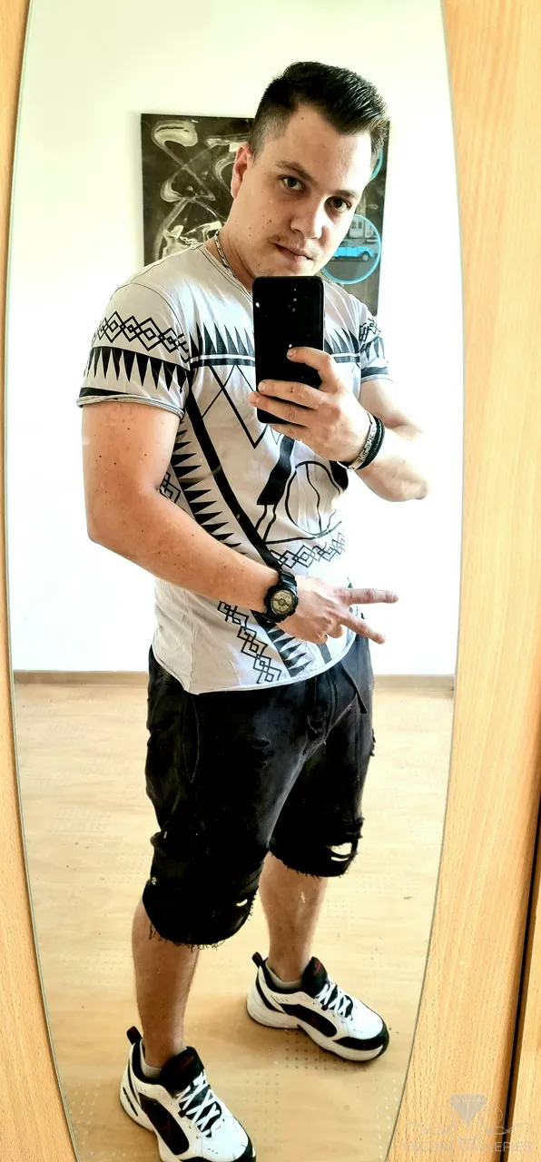 Escorts Koblenz, Germany Kosty