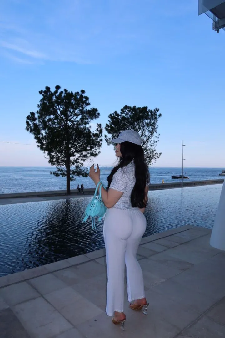 Escorts Tampa, Florida Laura Ts