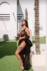 Escorts Dubai, United Arab Emirates Gloria