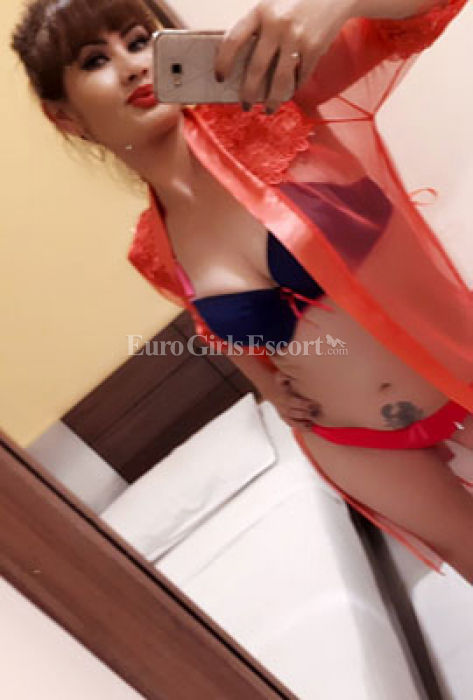 Escorts Goa Velha, India Jenny