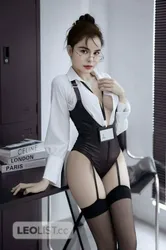 Escorts Dollard, Saskatchewan Petite and sexy Vietnamese female teacher Candy