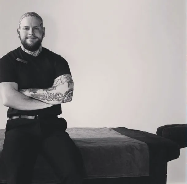 Escorts Kansas City, Missouri Trans_Masseur