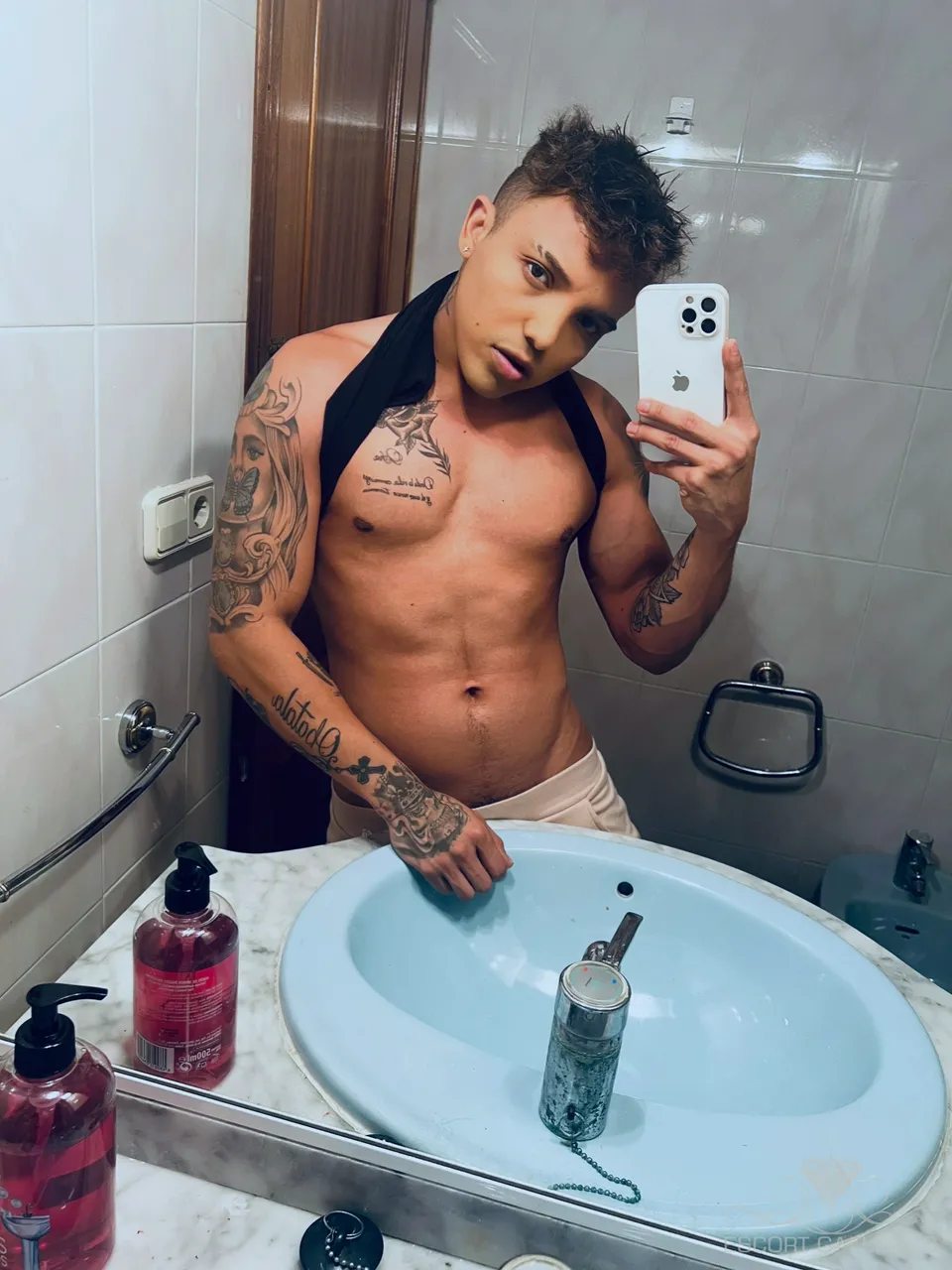 Escorts Berlin, Germany Davis