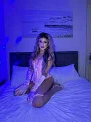 Escorts London, England Sophia Hot
