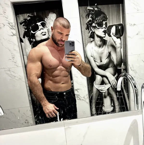 Escorts Zurich, Switzerland DavidBlakeX