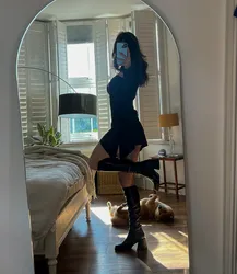 Escorts Long Beach, California Ready to have good © time withmy wetpussy hitme. 