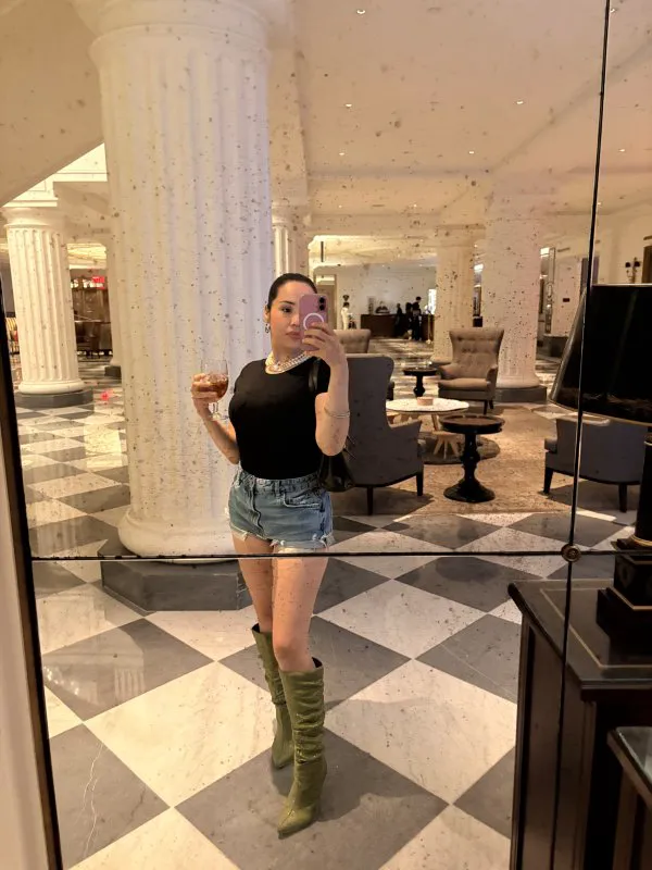 Escorts Manhattan, New York Fun girl Sarah