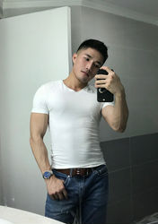 Escorts Shenzhen, China Big Dick Muscular male escort gay