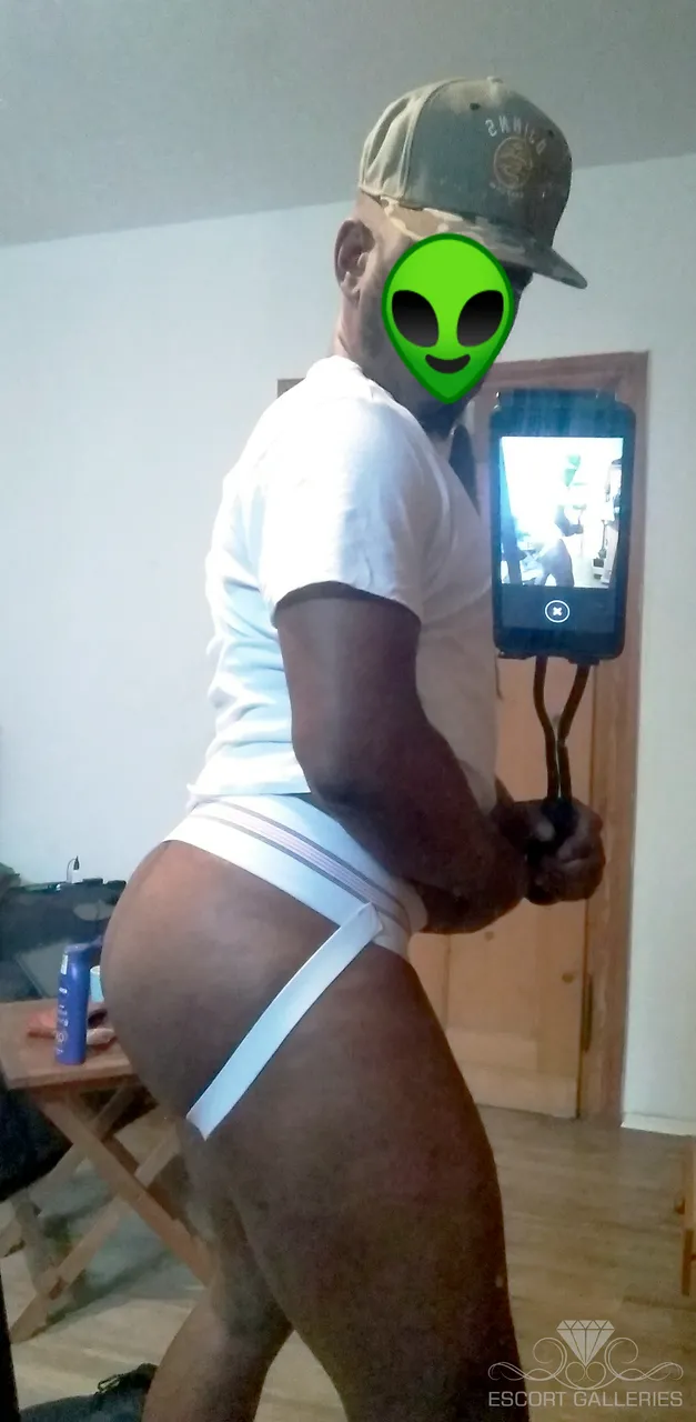 Escorts Essen, Germany Chamo