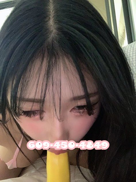 Escorts Long Island City, New York japanese korean college girl