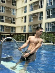 Escorts Manila, Philippines Its_Emman